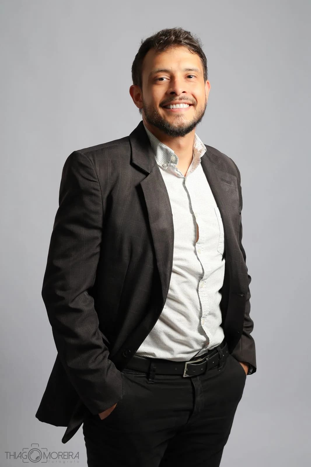 Dr. Bruno Martins