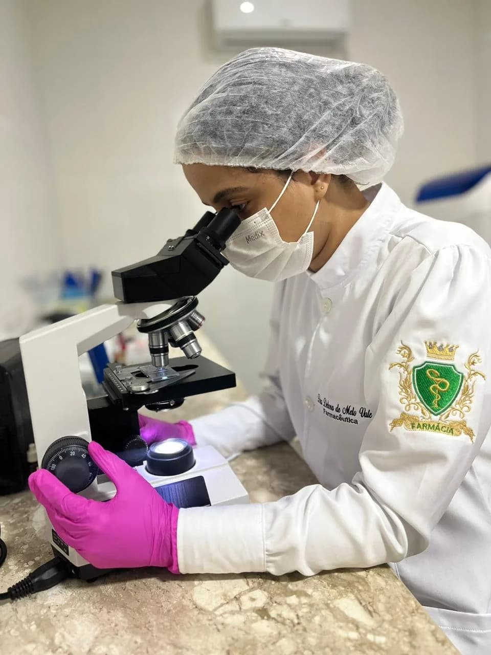Dra. Débora de Melo Vale